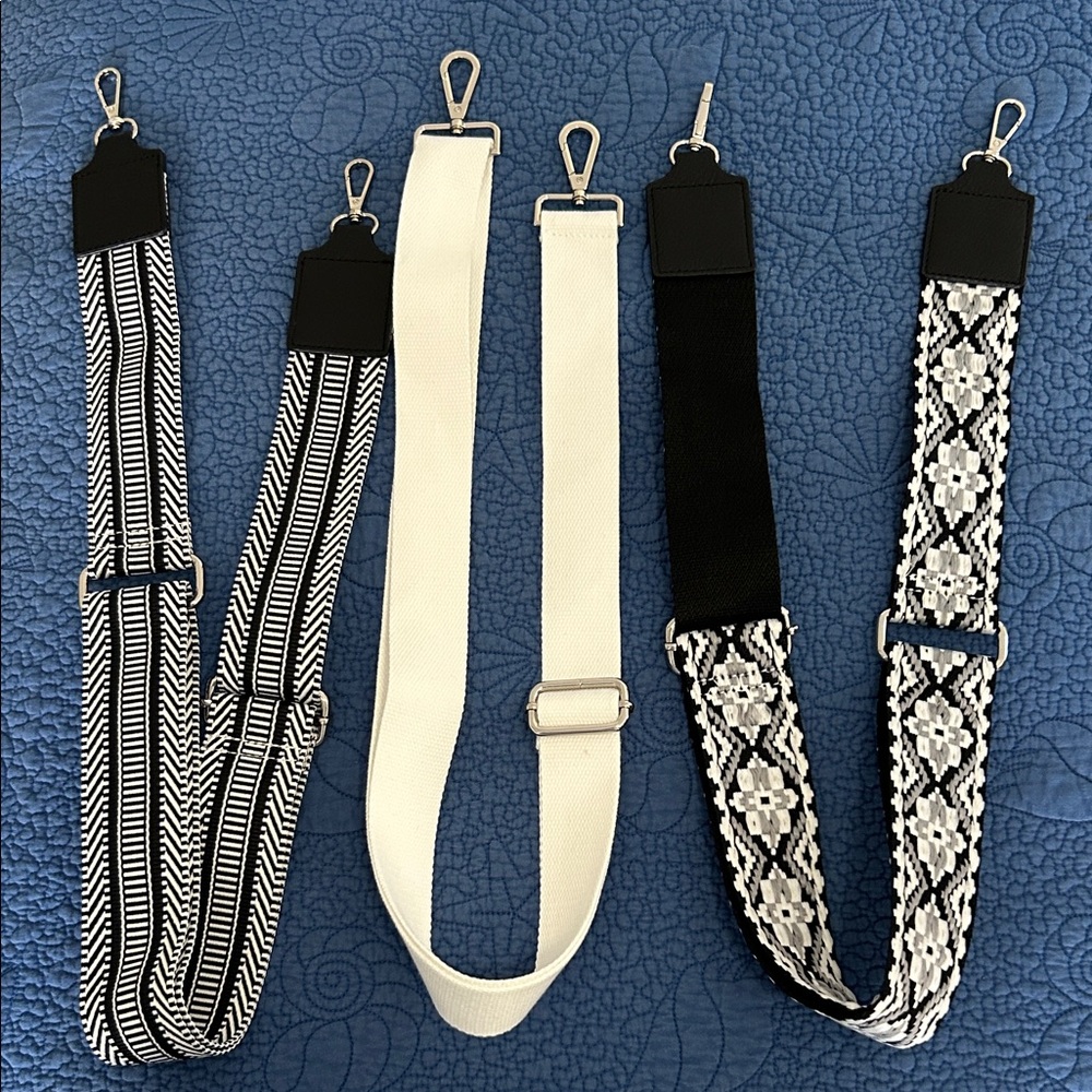 Set of Black and White Adjustable Bag Straps